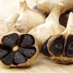 NHỮNG CÔNG DỤNG BẤT NGỜ TỪ TỎI ĐEN