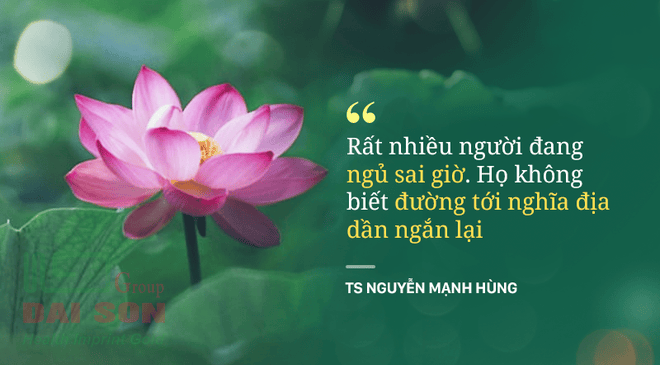 TS Nguyễn Mạnh Hùng: Rất nhiều người đang ngủ sai giờ. Họ không biết đường tới nghĩa địa dần ngắn lại - Ảnh 1.